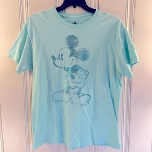 Disney Women’s Mickey Mouse T-shirt Size L